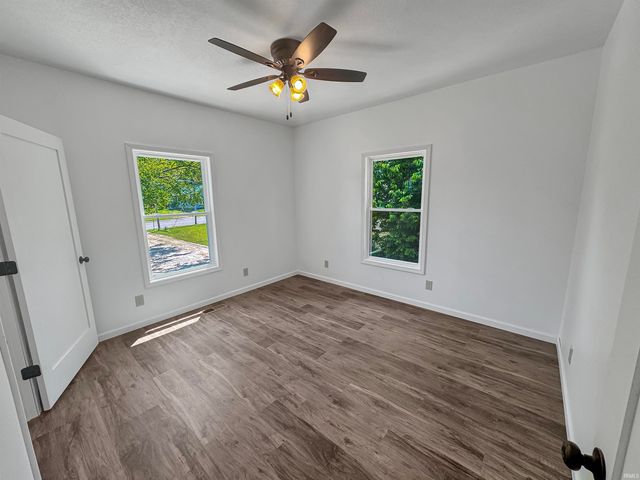 407 S Eighth Street, Boonville, IN 47601