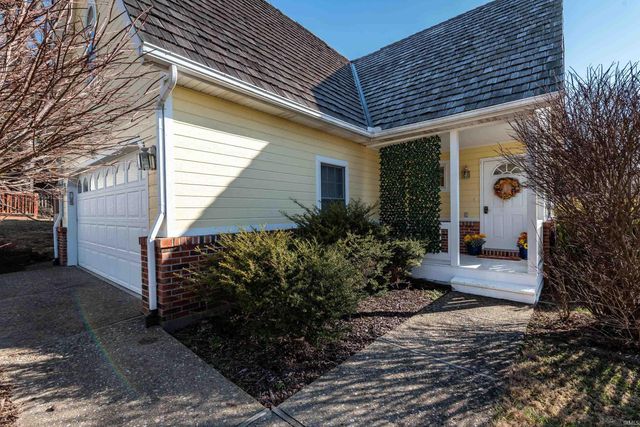 3215 S Abby Lane, Bloomington, IN 47401