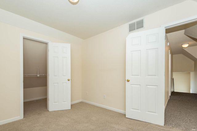 3215 S Abby Lane, Bloomington, IN 47401