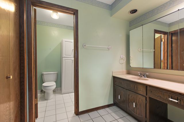 9736 W Pebble Drive, Palos Park, IL 60464