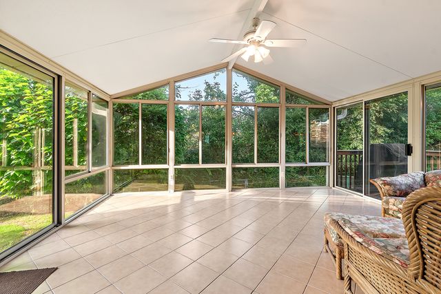 9736 W Pebble Drive, Palos Park, IL 60464