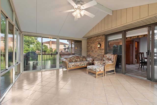 9736 W Pebble Drive, Palos Park, IL 60464