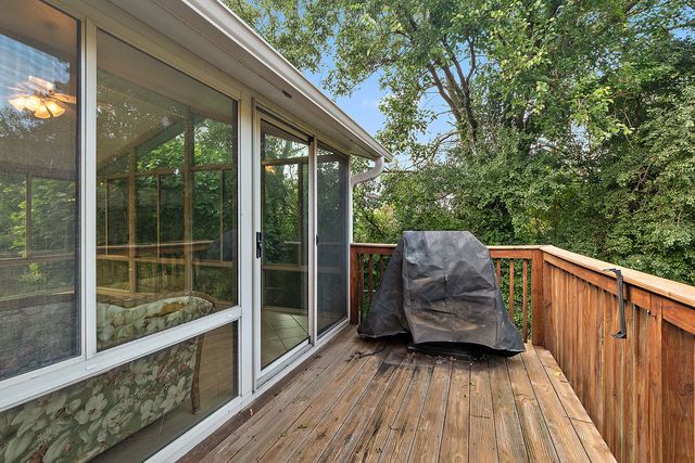 9736 W Pebble Drive, Palos Park, IL 60464