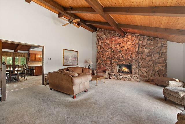 9736 W Pebble Drive, Palos Park, IL 60464