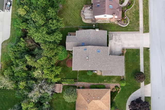 9736 W Pebble Drive, Palos Park, IL 60464