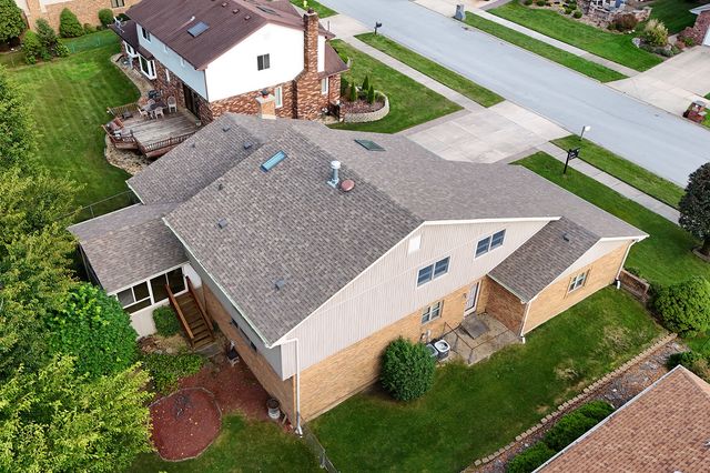 9736 W Pebble Drive, Palos Park, IL 60464