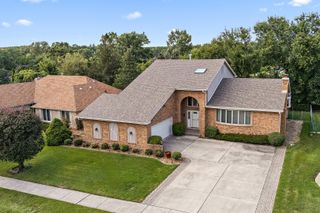 9736 W Pebble Drive, Palos Park, IL 60464