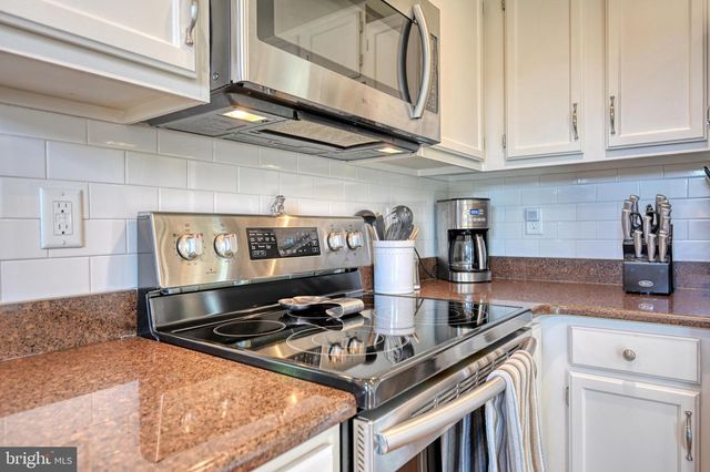 50 PHEASANT LN, Reinholds, PA 17569