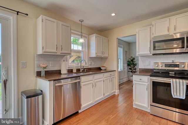50 PHEASANT LN, Reinholds, PA 17569