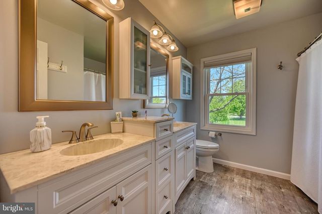 50 PHEASANT LN, Reinholds, PA 17569