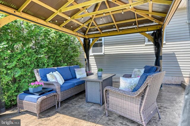 50 PHEASANT LN, Reinholds, PA 17569