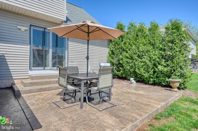 50 PHEASANT LN, Reinholds, PA 17569