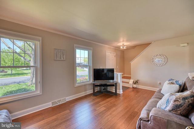 50 PHEASANT LN, Reinholds, PA 17569