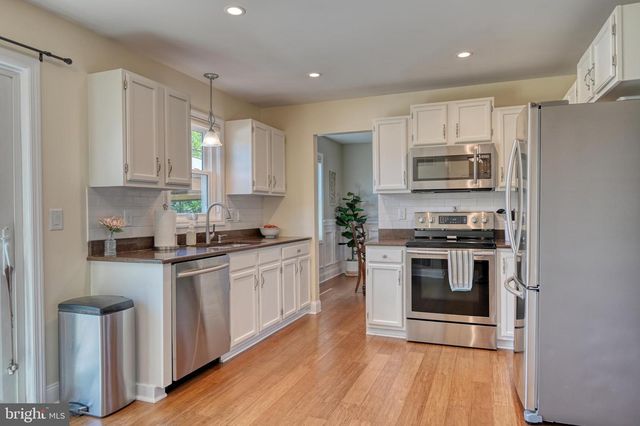 50 PHEASANT LN, Reinholds, PA 17569