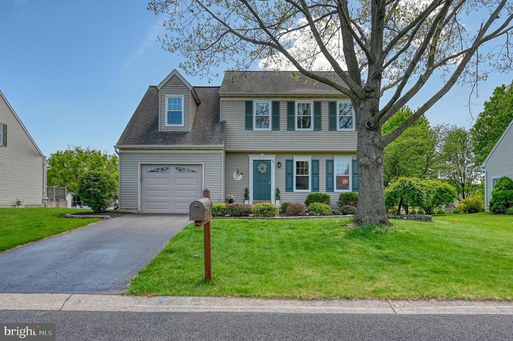 50 PHEASANT LN, Reinholds, PA 17569