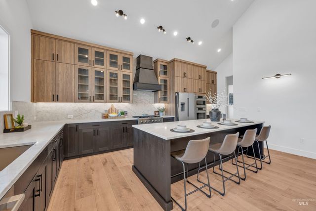 24871 Ardmore Ct, Caldwell, ID 83607