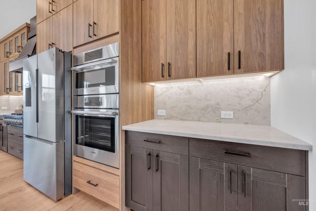 24871 Ardmore Ct, Caldwell, ID 83607