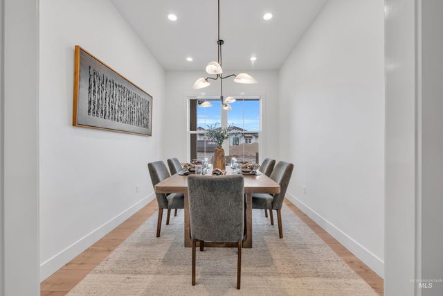 24871 Ardmore Ct, Caldwell, ID 83607