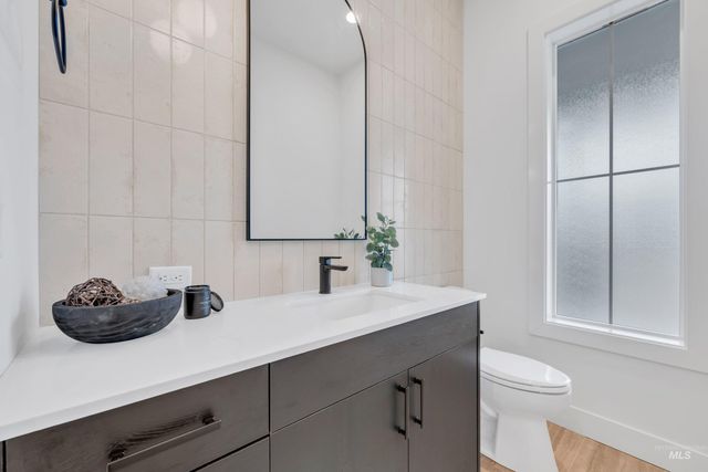 24871 Ardmore Ct, Caldwell, ID 83607