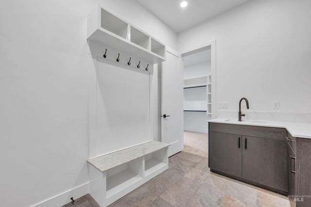 24871 Ardmore Ct, Caldwell, ID 83607