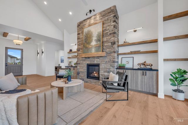 24871 Ardmore Ct, Caldwell, ID 83607