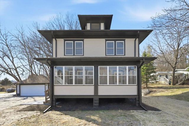 19378 MUDHOLLOW Road, Council Bluffs, IA 51503