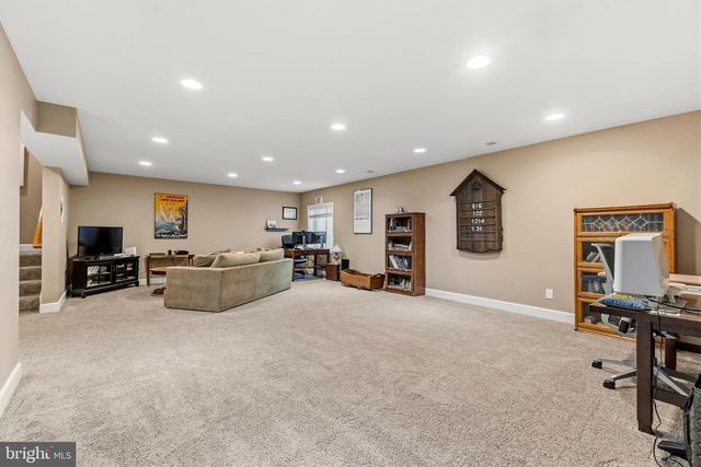 20791 RED CEDAR DR, Leesburg, VA 20175