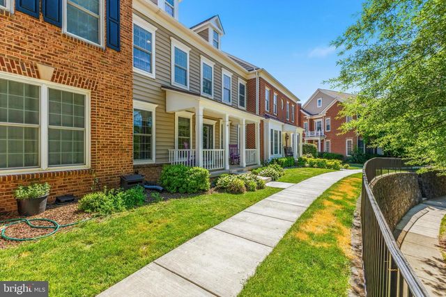 20791 RED CEDAR DR, Leesburg, VA 20175