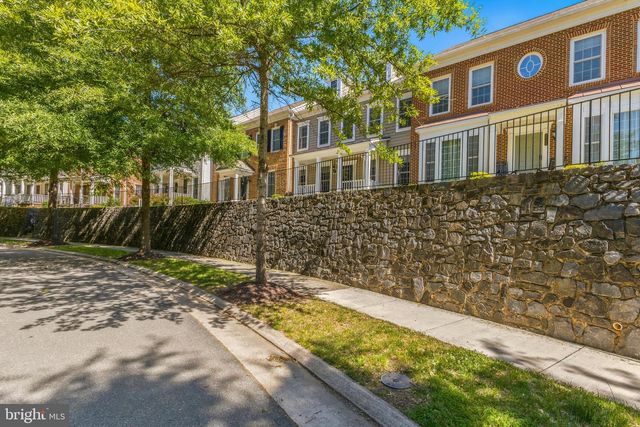 20791 RED CEDAR DR, Leesburg, VA 20175