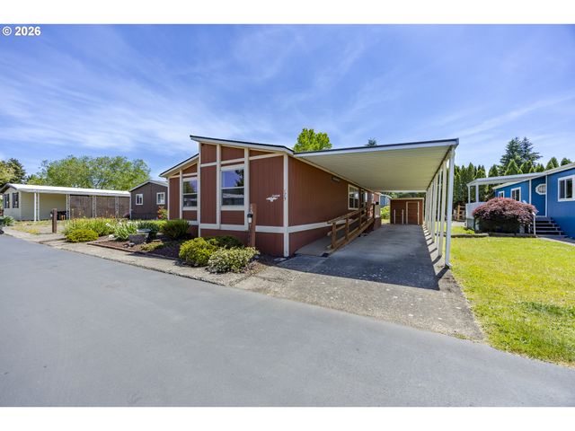 1400 CANDLELIGHT Dr 175, Eugene, OR 97402