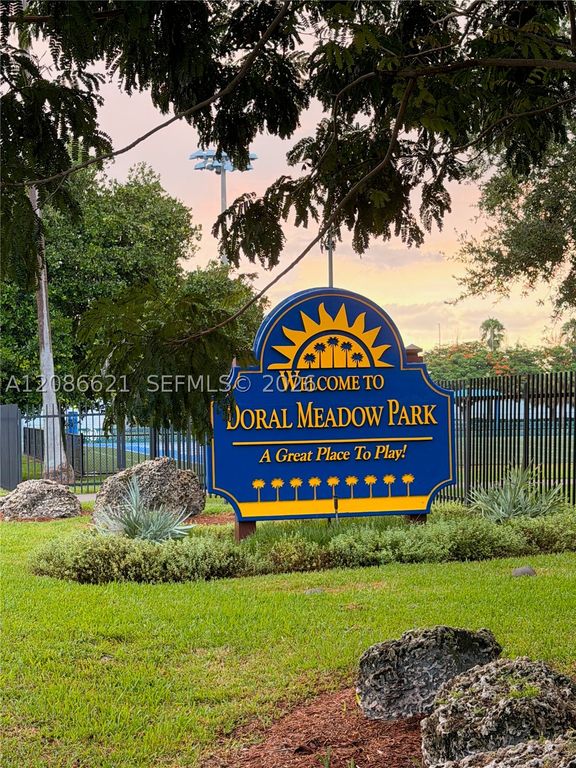 nw 122 Nw 52, Doral, FL 33178