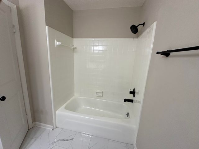 220 River Forest Drive, Boiling Springs, SC 29316