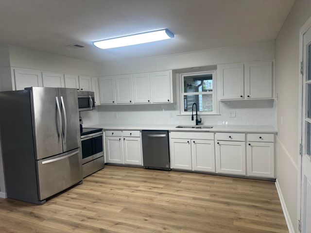 220 River Forest Drive, Boiling Springs, SC 29316