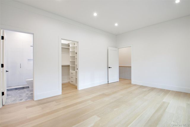 63 Fruitledge Road, Brookville, NY 11545