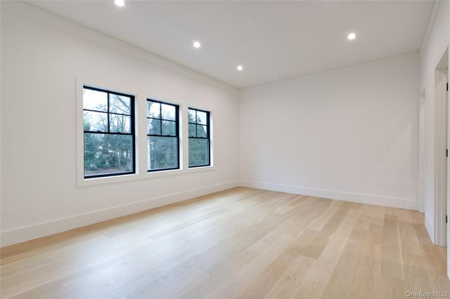 63 Fruitledge Road, Brookville, NY 11545