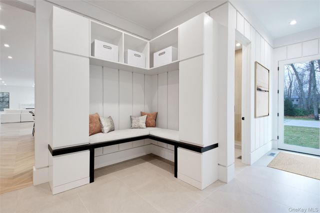 63 Fruitledge Road, Brookville, NY 11545