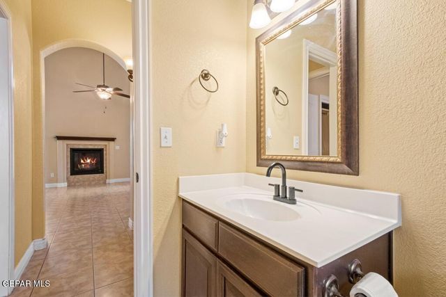 11605 SAINT THOMAS Way, El Paso, TX 79936