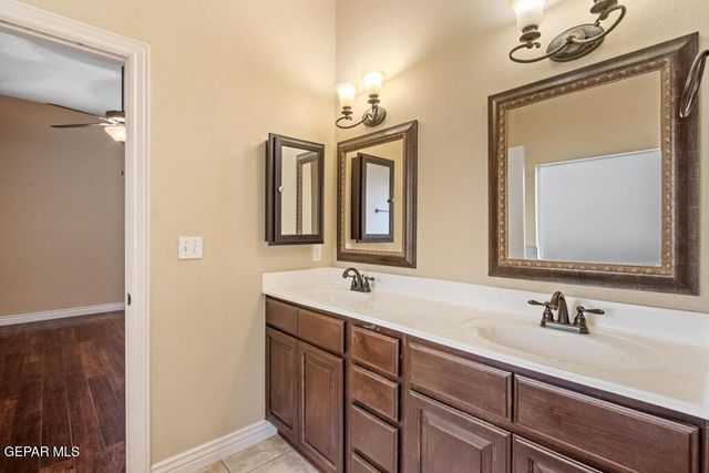 11605 SAINT THOMAS Way, El Paso, TX 79936