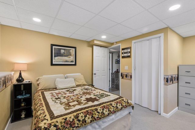 1420 Knoll Drive, Shoreview, MN 55126