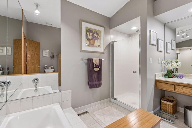 1420 Knoll Drive, Shoreview, MN 55126
