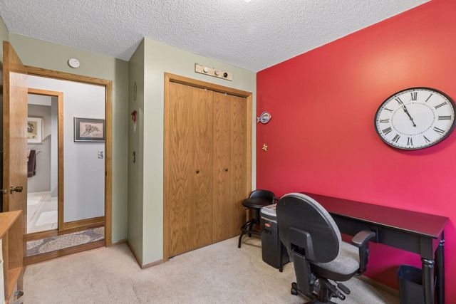 1420 Knoll Drive, Shoreview, MN 55126