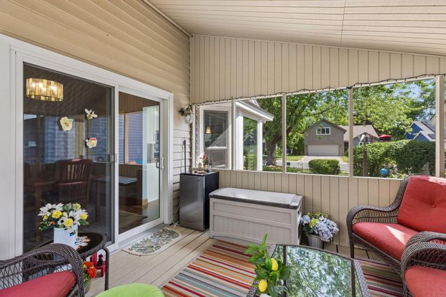 1420 Knoll Drive, Shoreview, MN 55126