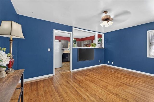 4717 Reinhardt Drive, Roeland Park, KS 66205