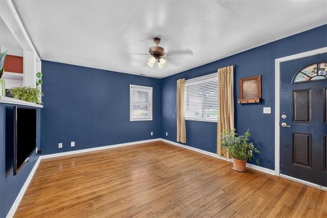 4717 Reinhardt Drive, Roeland Park, KS 66205