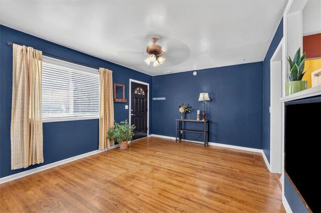 4717 Reinhardt Drive, Roeland Park, KS 66205