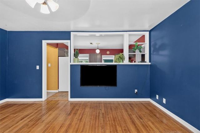 4717 Reinhardt Drive, Roeland Park, KS 66205