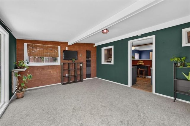 4717 Reinhardt Drive, Roeland Park, KS 66205