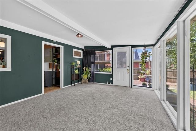 4717 Reinhardt Drive, Roeland Park, KS 66205