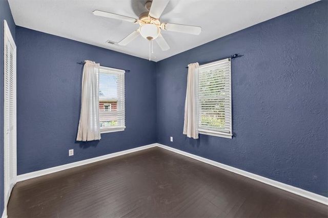 4717 Reinhardt Drive, Roeland Park, KS 66205