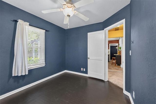 4717 Reinhardt Drive, Roeland Park, KS 66205